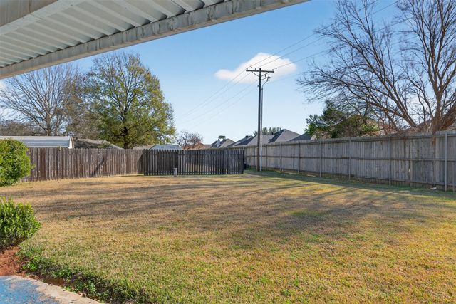 1806 Comet Circle, Bossier City, LA 71112