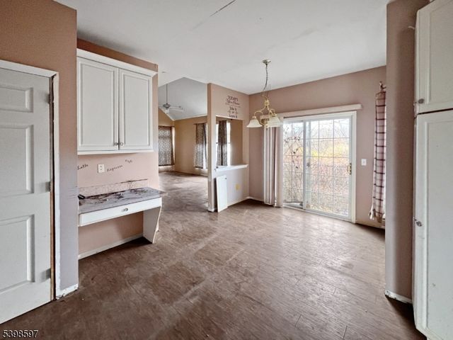 3 Pohat Ct, Franklin Twp., NJ 07882