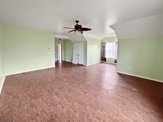 3 Pohat Ct, Franklin Twp., NJ 07882