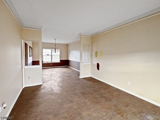 3 Pohat Ct, Franklin Twp., NJ 07882