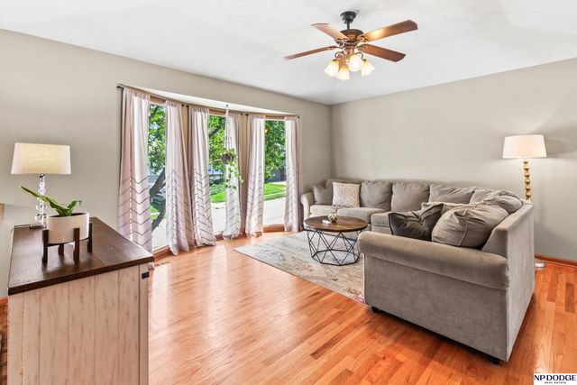 3504 S 154th Street, Omaha, NE 68144