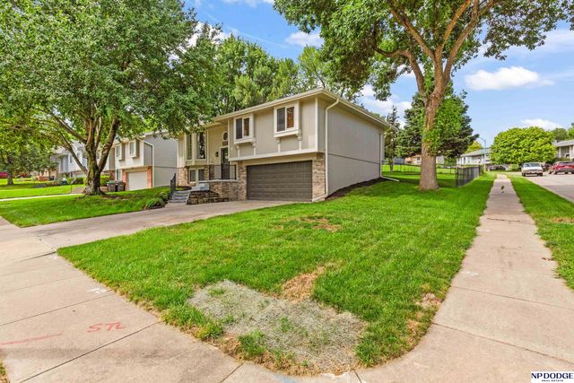 3504 S 154th Street, Omaha, NE 68144