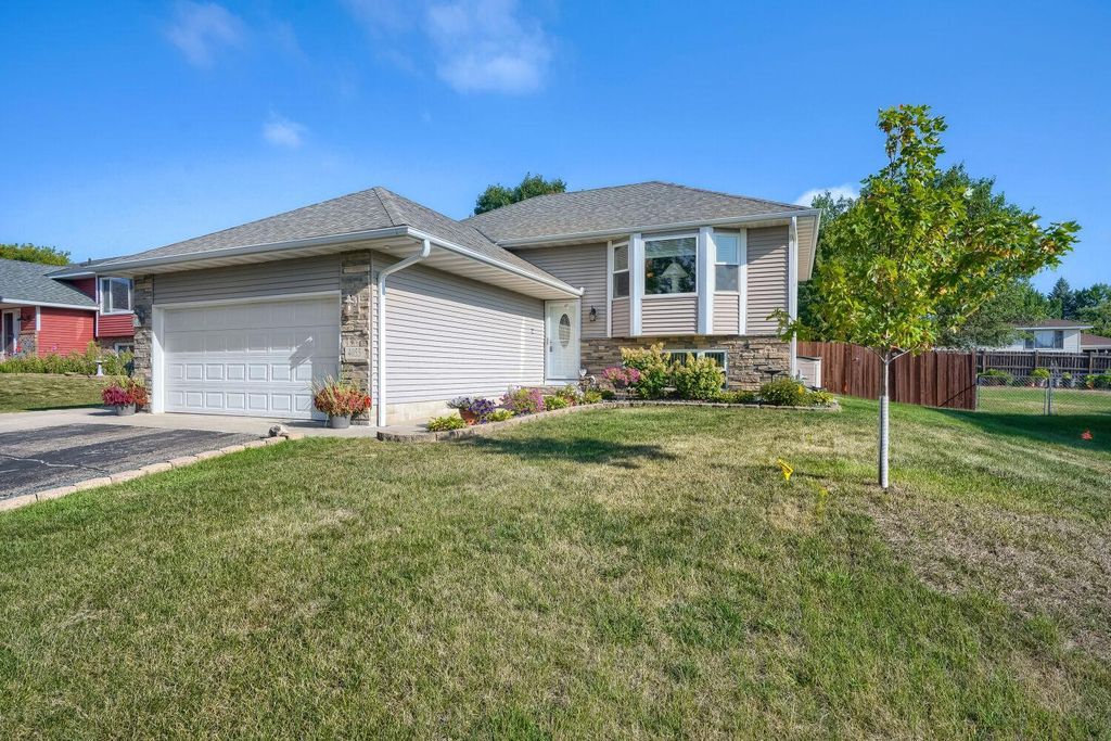 4055 151st Street W, Rosemount, MN 55068 — exterior