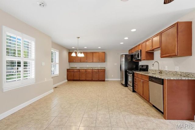 728 Marshall Avenue, St Louis, MO 63119