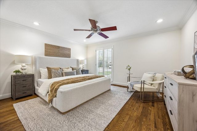 10323 Green Tree Road, Houston, TX 77042