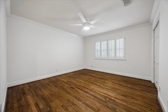 10323 Green Tree Road, Houston, TX 77042