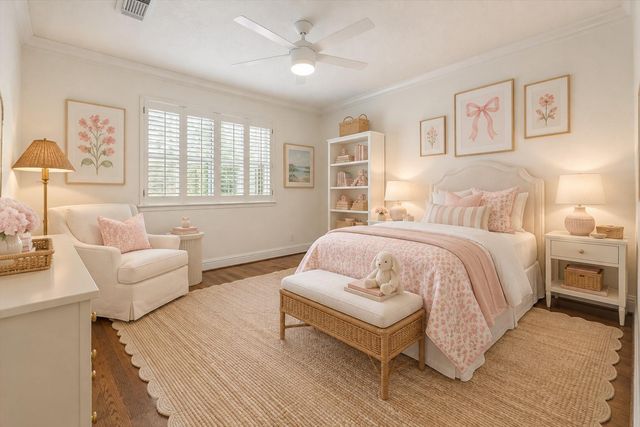 10323 Green Tree Road, Houston, TX 77042
