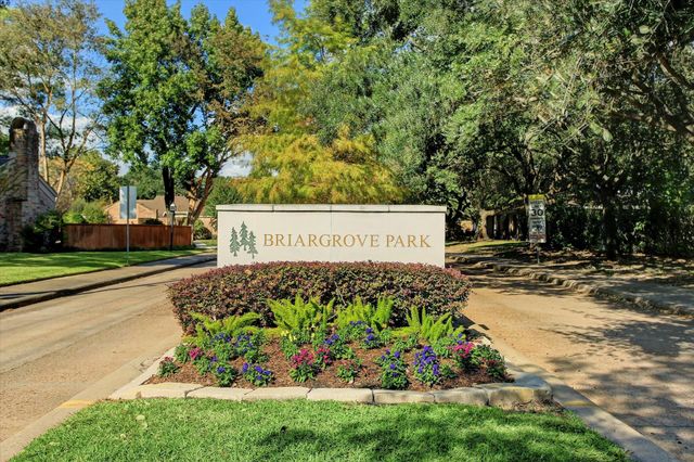 10323 Green Tree Road, Houston, TX 77042