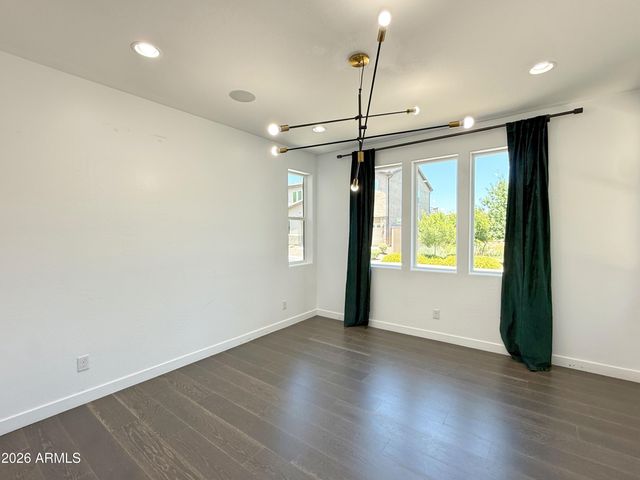 1729 W Myrna Lane, Tempe, AZ 85284