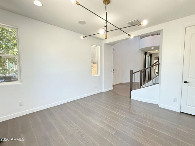 1729 W Myrna Lane, Tempe, AZ 85284
