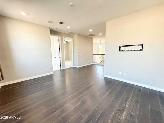 1729 W Myrna Lane, Tempe, AZ 85284