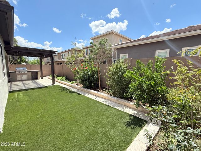 1729 W Myrna Lane, Tempe, AZ 85284