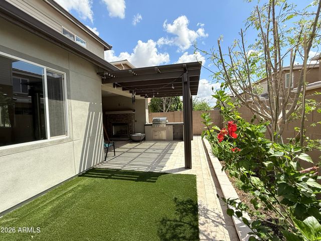 1729 W Myrna Lane, Tempe, AZ 85284