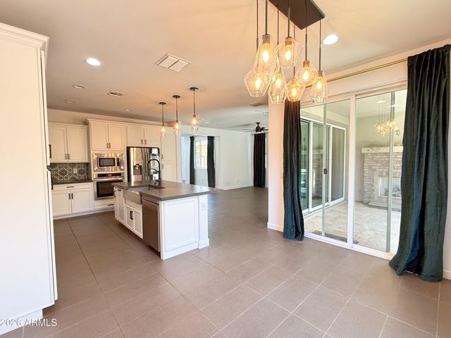 1729 W Myrna Lane, Tempe, AZ 85284