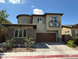 1729 W Myrna Lane, Tempe, AZ 85284