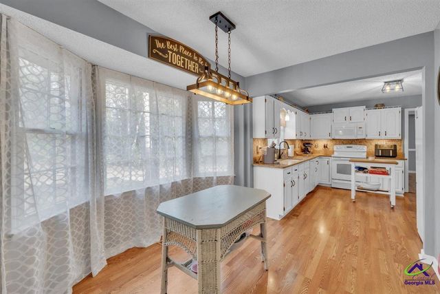 174 Majestic Oak Circle, Byron, GA 31008