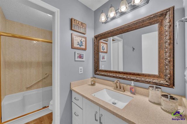 174 Majestic Oak Circle, Byron, GA 31008