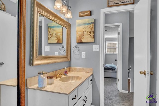 174 Majestic Oak Circle, Byron, GA 31008