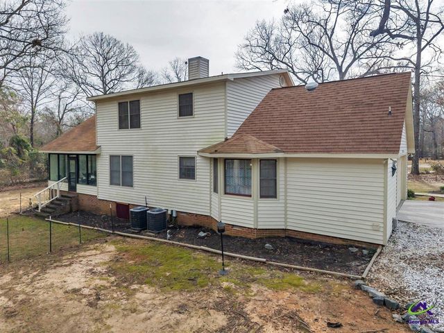 174 Majestic Oak Circle, Byron, GA 31008