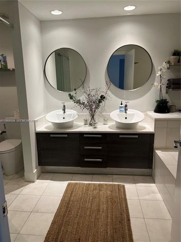 2950 NE 188th St 543, Aventura, FL 33180