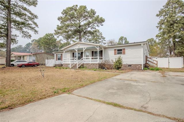 2428 Ohara Drive, Raeford, NC 28376