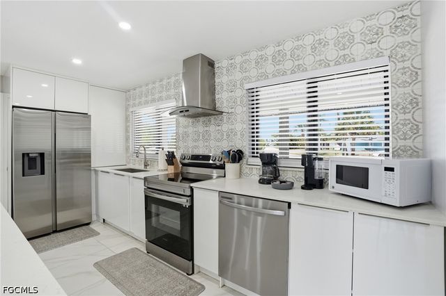 442 El Dorado PKWY E, Cape Coral, FL 33904