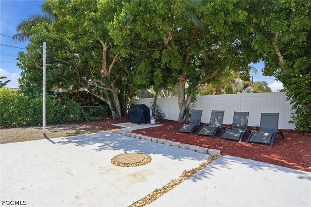 442 El Dorado PKWY E, Cape Coral, FL 33904
