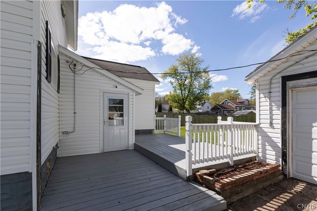 106 Lynhurst Avenue, Clay, NY 13212