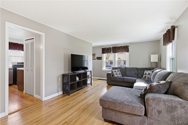 106 Lynhurst Avenue, Clay, NY 13212