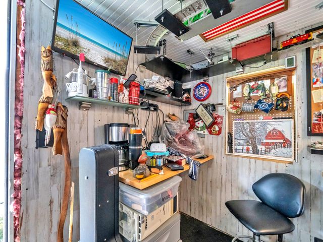 141 NW Rainbow Drive, Fort Walton Beach, FL 32548