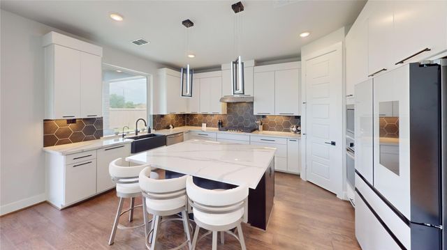 31727 Splitting Willow Way, Fulshear, TX 77441
