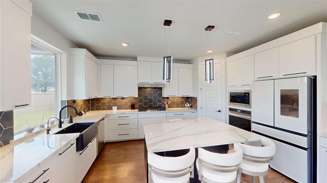 31727 Splitting Willow Way, Fulshear, TX 77441