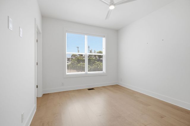 1011 44th Ave N Unit 5, Nashville, TN 37209