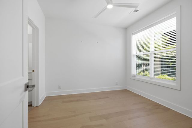 1011 44th Ave N Unit 5, Nashville, TN 37209