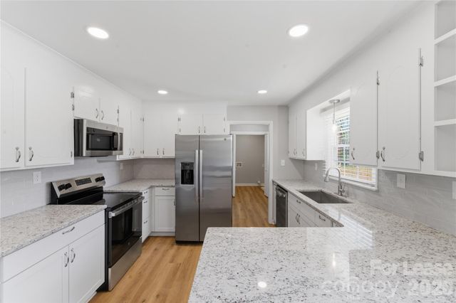 527 Wilson Farm Road, Gastonia, NC 28056