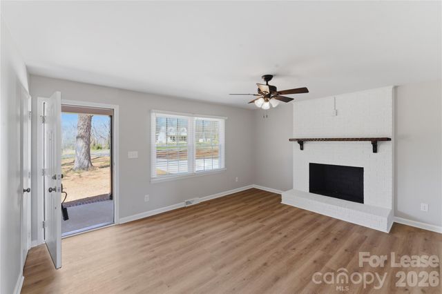 527 Wilson Farm Road, Gastonia, NC 28056