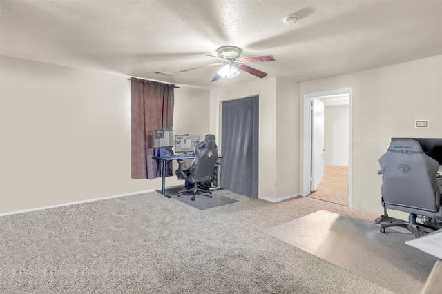 270 E Lamar Street, Palmer, TX 75152