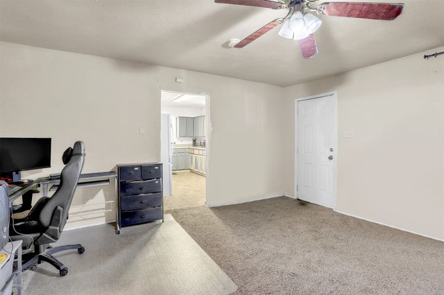 270 E Lamar Street, Palmer, TX 75152