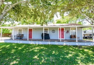 270 E Lamar Street, Palmer, TX 75152