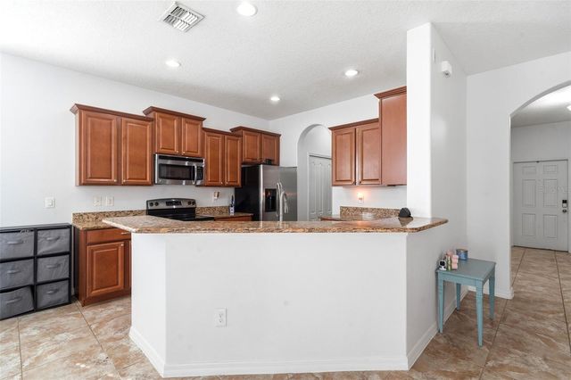 6829 SUNDROP STREET, Harmony, FL 34773