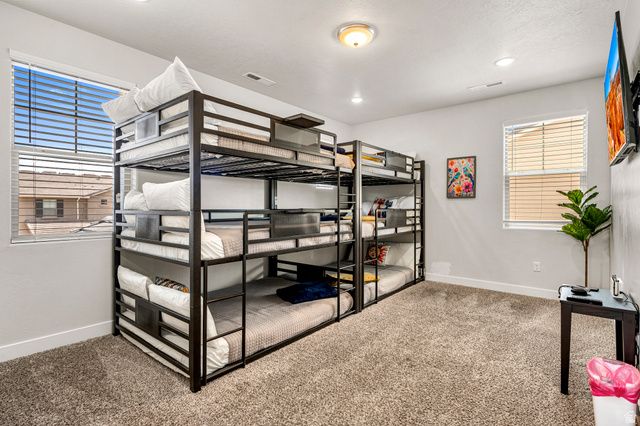 379 N PUERTA DR, Washington, UT 84780