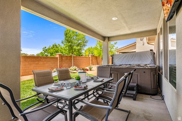 379 N PUERTA DR, Washington, UT 84780