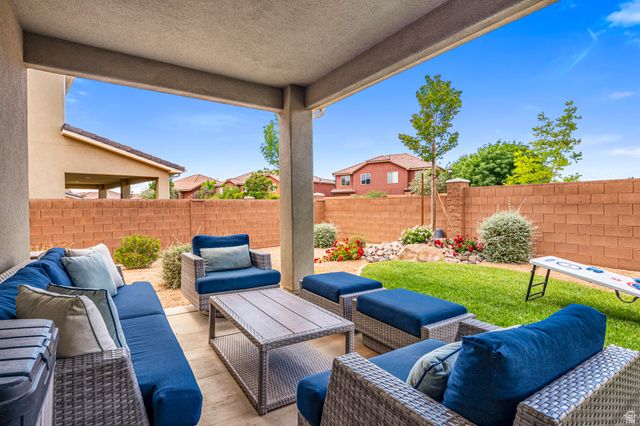 379 N PUERTA DR, Washington, UT 84780