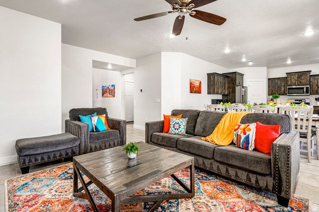 379 N PUERTA DR, Washington, UT 84780