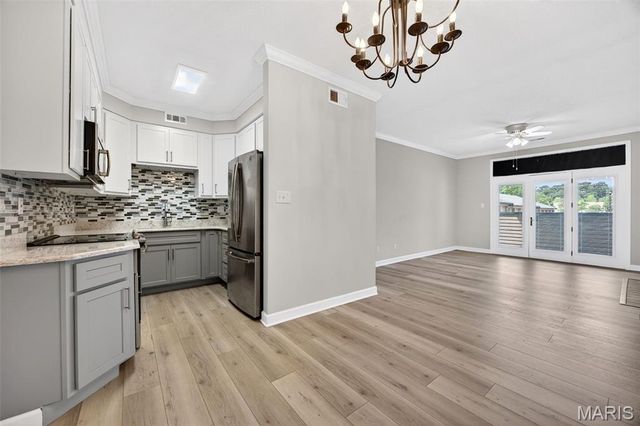 13811 Amiot Drive A, St Louis, MO 63146