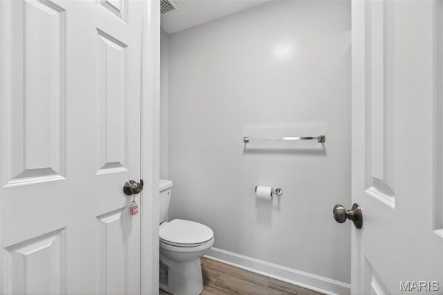 13811 Amiot Drive A, St Louis, MO 63146