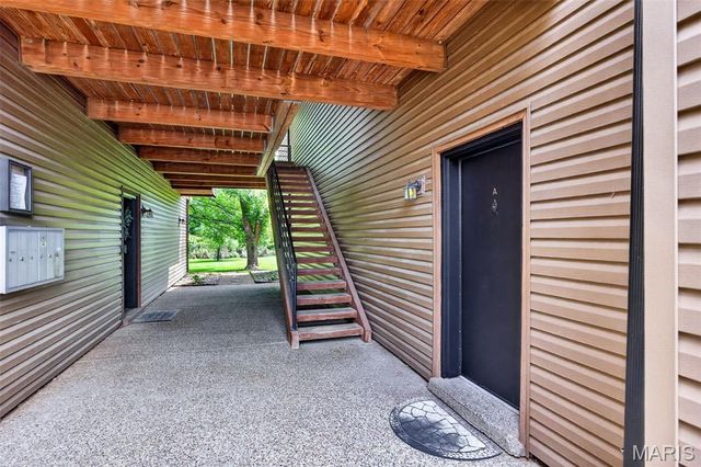 13811 Amiot Drive A, St Louis, MO 63146