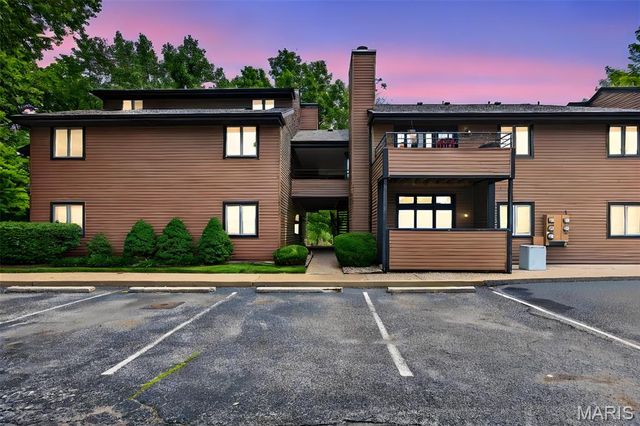 13811 Amiot Drive A, St Louis, MO 63146