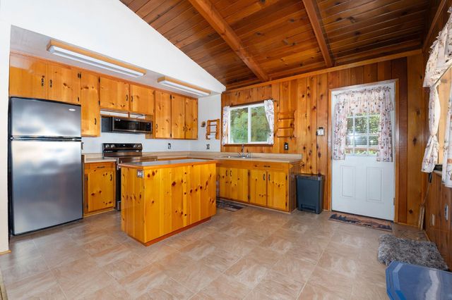 26742 High Trees Dr, Pioneer, CA 95666