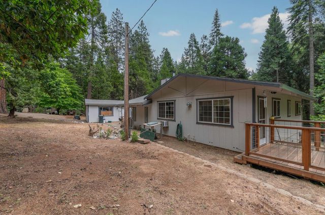 26742 High Trees Dr, Pioneer, CA 95666